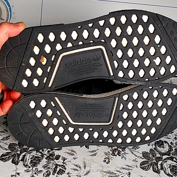 Adidas NMD R1 “Black Shock Pink” 2019 - Picture 5 of 7